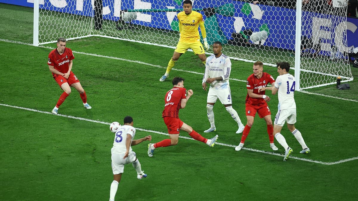 Tielemans i Buendia sjajnim golovima odveli Aston Villu do trofeja